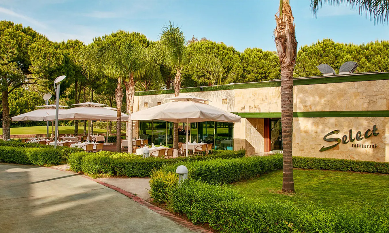 gloria-verde-resort-select-banner.jpg